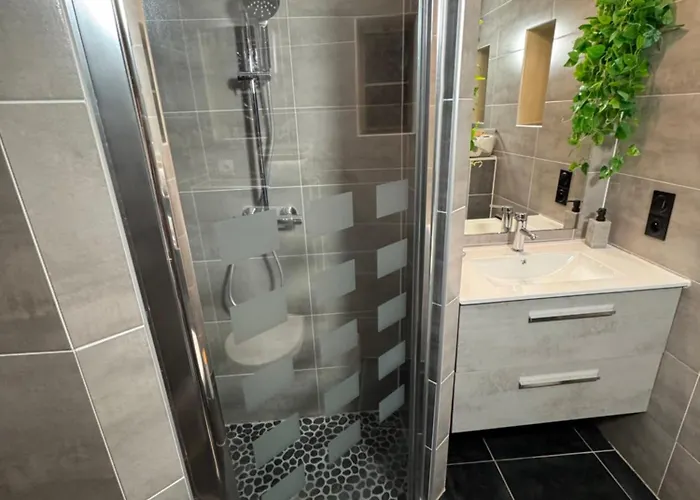 L Extension Du Bonheur A *